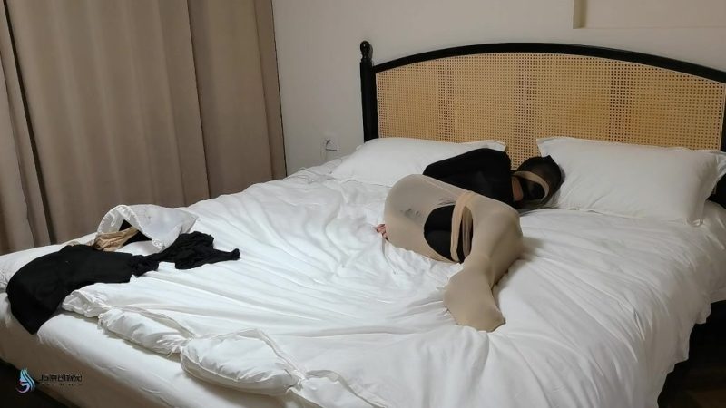 图片[2]-【JS】【宫怡】【沐兮】《丝劫5》Part 2 女贼被女孩反制 丝袜捆绑羞辱 终沦为玩物-视频-5元站