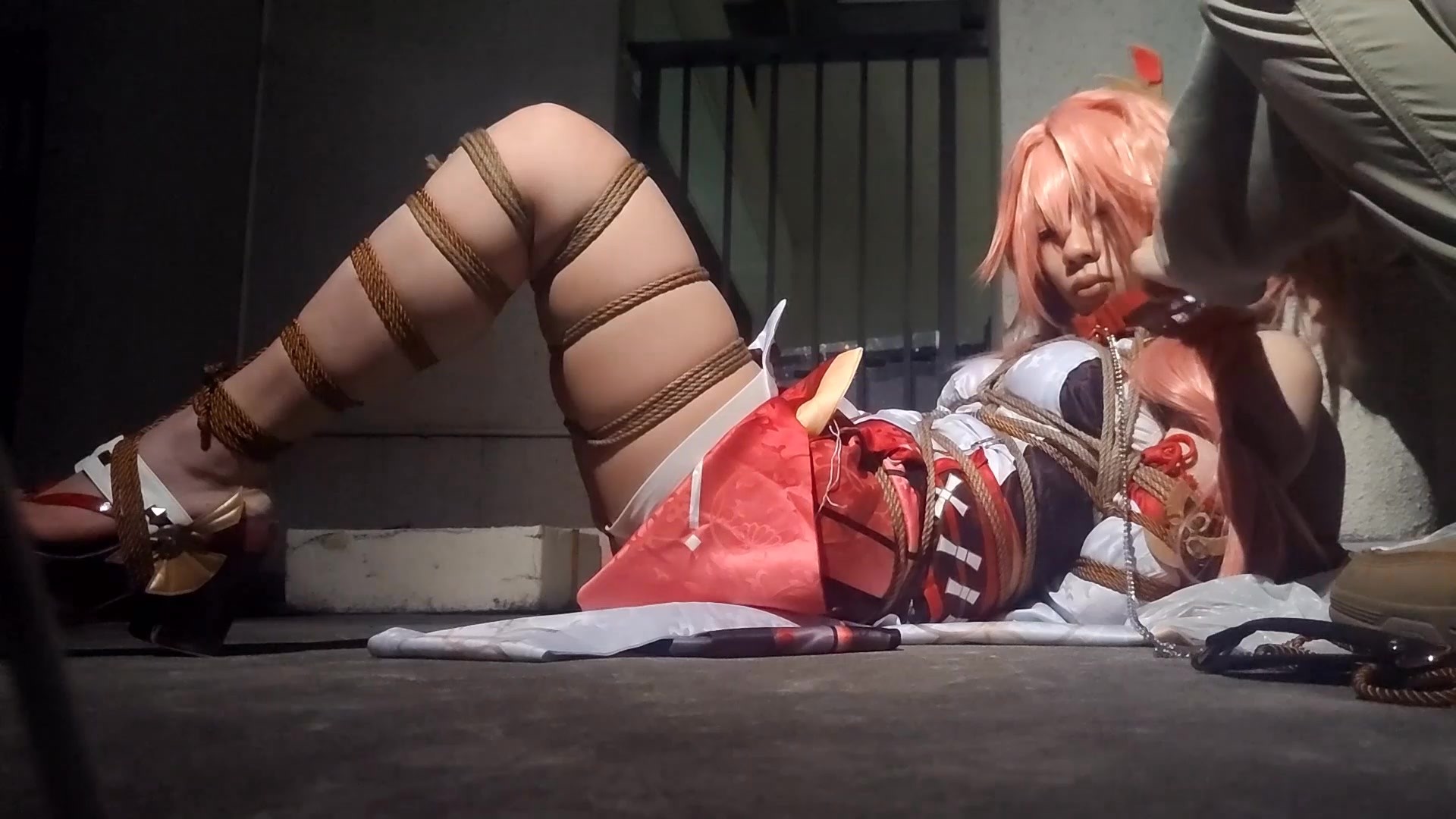 图片[2]-【此间鸽者】八重神子户外紧缚驷马榨汁体验 - 视频-5元站-视频-5元站