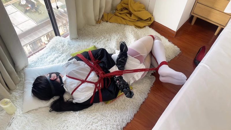 【kilo】落地窗前的白丝红绳修女服小男娘驷马捆绑-视频-5元站