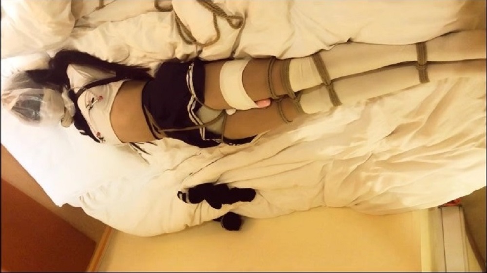 图片[2]-【窒物者】天降一只超萌小萝莉，第一视角超强代入感，身临其境体验调教萝莉妹子的快感 - 视频-5元站-视频-5元站