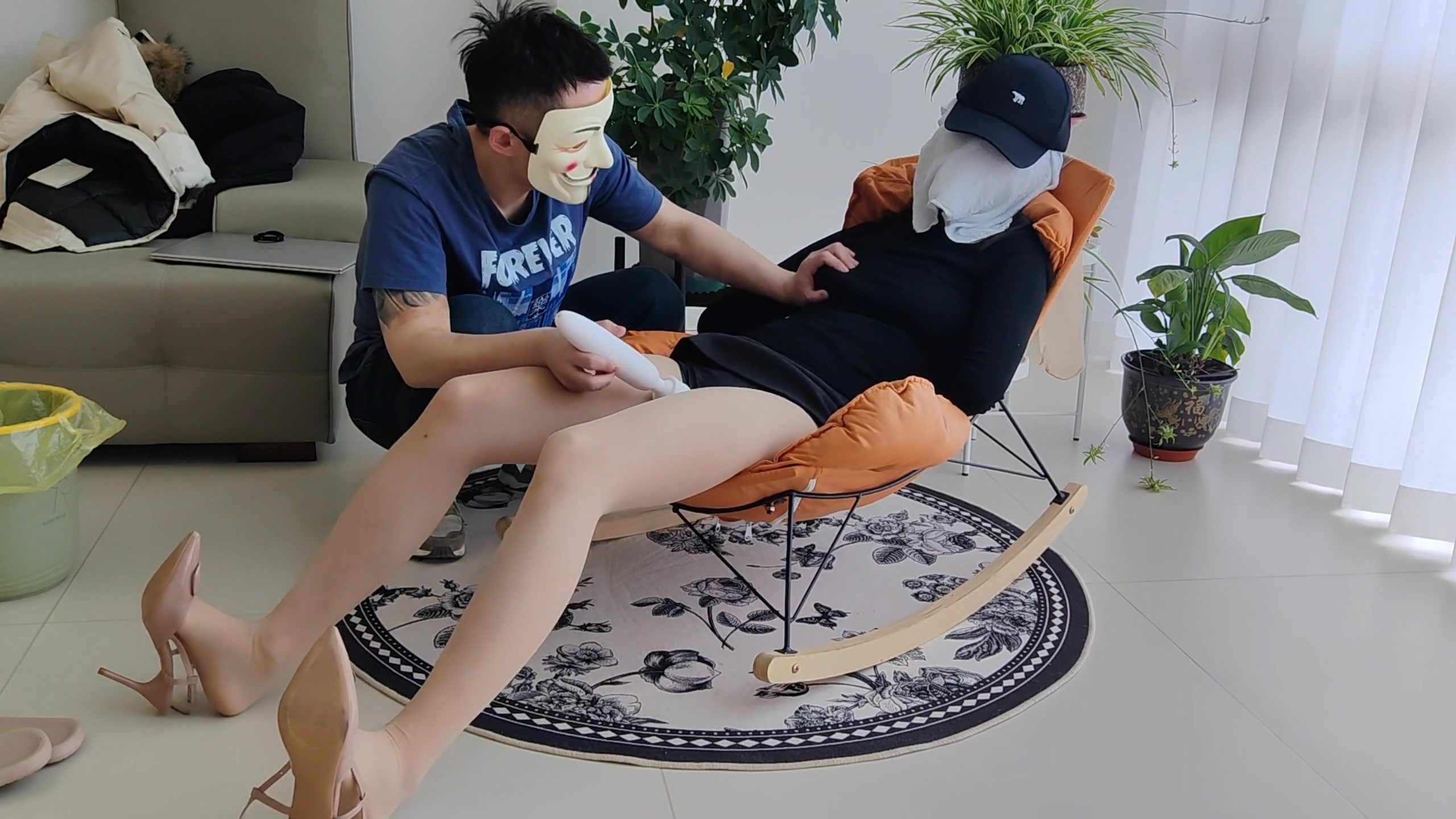 图片[1]-【束人映像】【女司机和空姐的劫难纠葛】原味套头+保鲜膜呼吸抑制+车内中出+湿毛巾蒙脸震动B强高+保鲜膜窒息 - 视频-5元站-视频-5元站