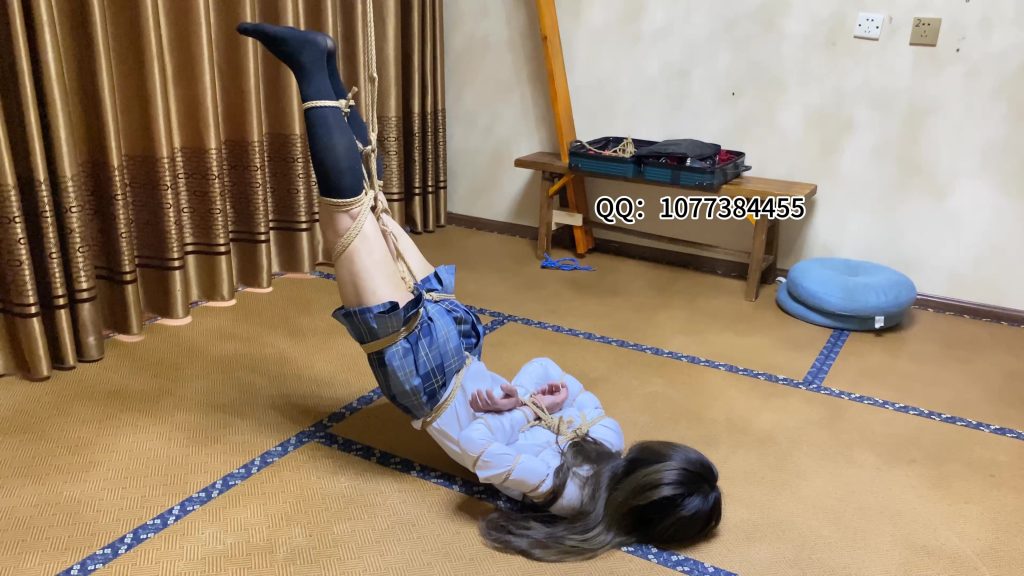 【山鬼工作室】闫软软五花大绑，倒吊sp，绳虐-视频-5元站