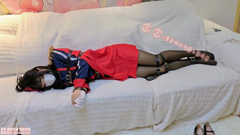 【司念念】元旦快乐！被尾随绑架的女coser 被逼胶带自缚 皮带捆绑挣扎 胁迫用按摩棒zw 剧情+对话+字幕-视频-5元站