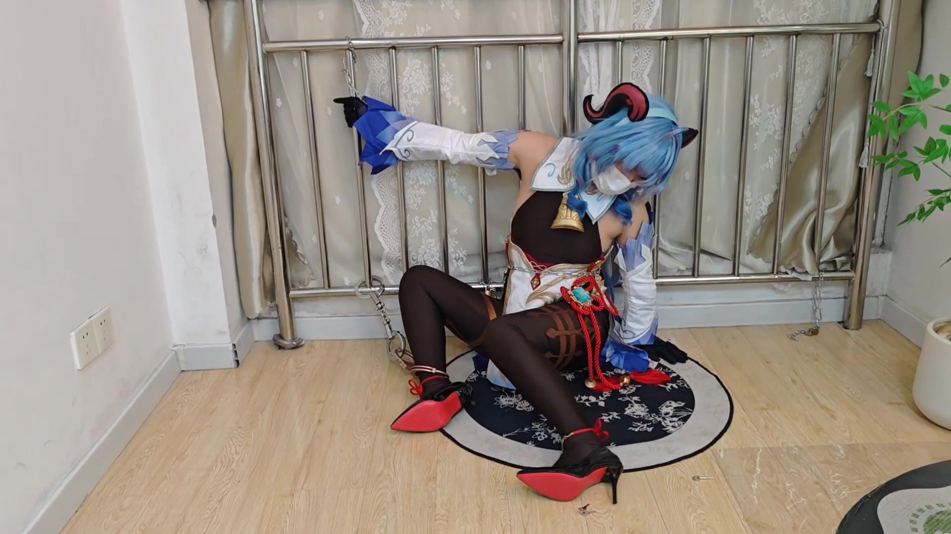 图片[1]-【苏苏】甘雨镣铐锁链放置挣扎逃脱挑战 - 视频-5元站-视频-5元站