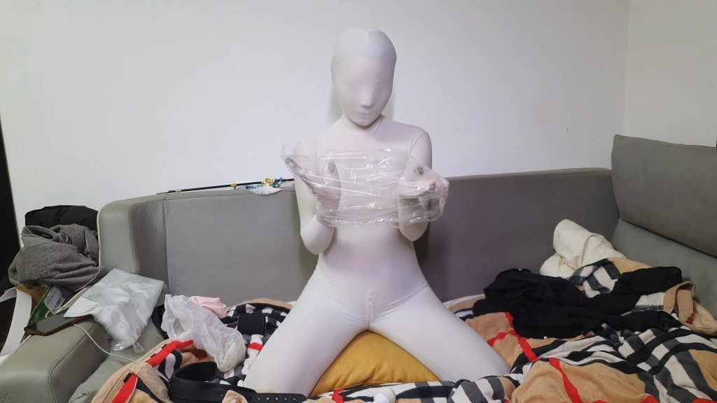【清空空了喵】白色zentai呼吸训练实录-视频-5元站