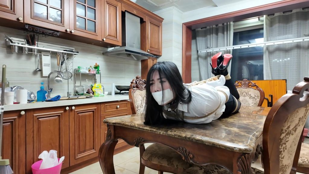 图片[2]-【枫叶工作室】《彩虹与黑猫·新美人捕获·绝望中的母女情深》-视频-5元站