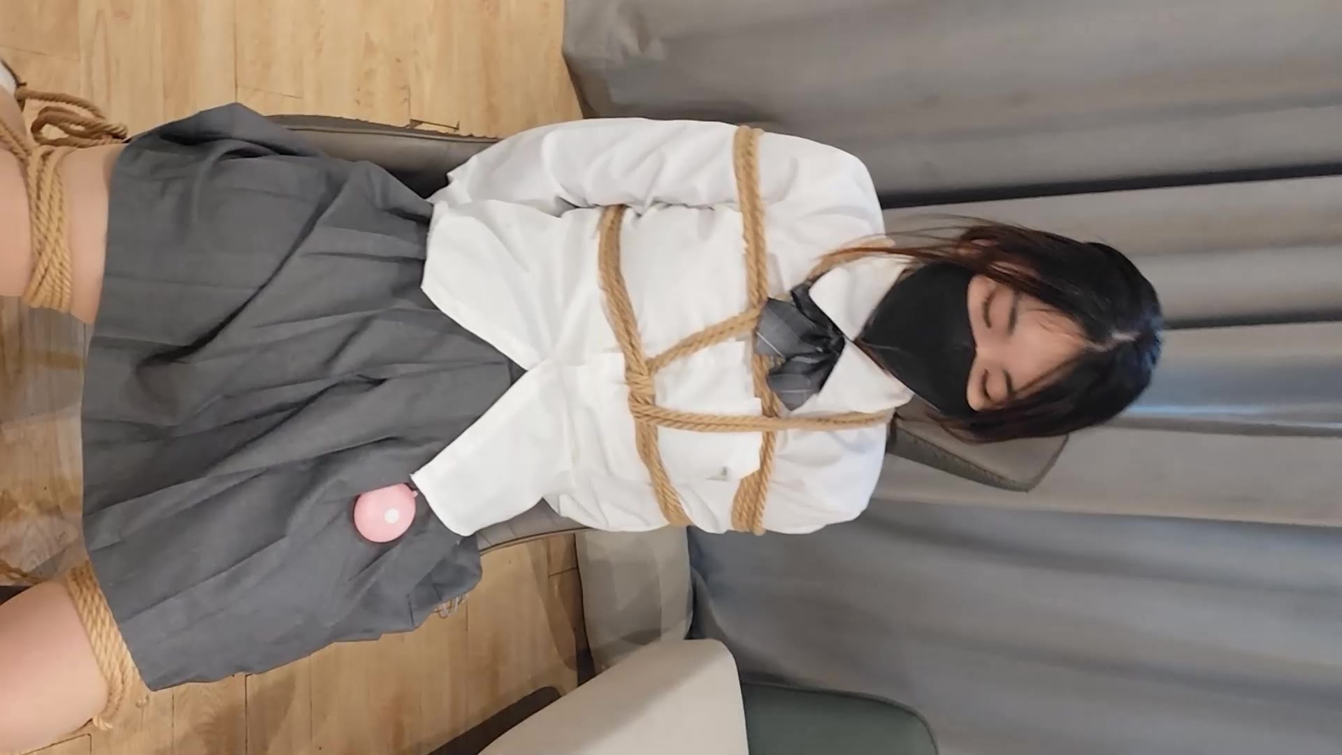 图片[1]-【鱼果儿】晕过去再醒来委屈挣扎时最痛苦的是玩具没有放对地方好难受不舒服，我偷偷自己调整了下位置，放对地方了，真的会忍不住叫到破音了，而且会很舒服哎！！ - 视频-5元站-视频-5元站