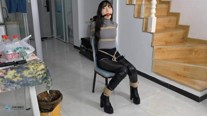 【JS】【欣妍】《抓住女贼》女贼入室被擒/椅子绑/口球堵嘴/棒棒刺激-视频-5元站