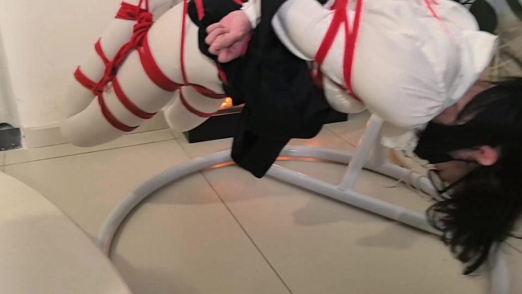 图片[2]-【小自白】杂鱼群主召集线下群友聚会被吊起来狠狠玩弄-视频-5元站
