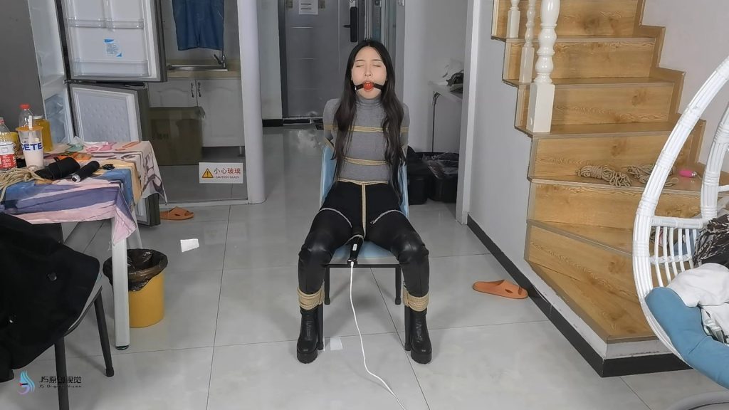 【JS】【欣妍】《抓住女贼2》-视频-5元站