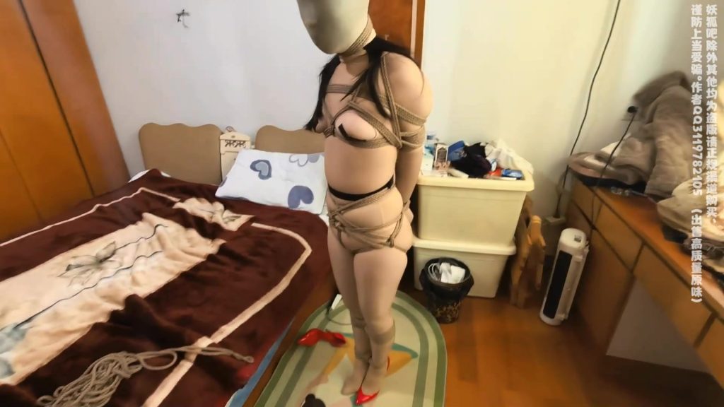 图片[2]-【我的媳妇】245弹、剧本02难度再次升级、挣扎逃脱失败被强制绞刑、佩戴乳夹无奈挣扎、无内、胶带重度包头、6层短丝包手、多镜头特写、胶带子夕、丝脚特写等、口舌侍奉-视频-5元站