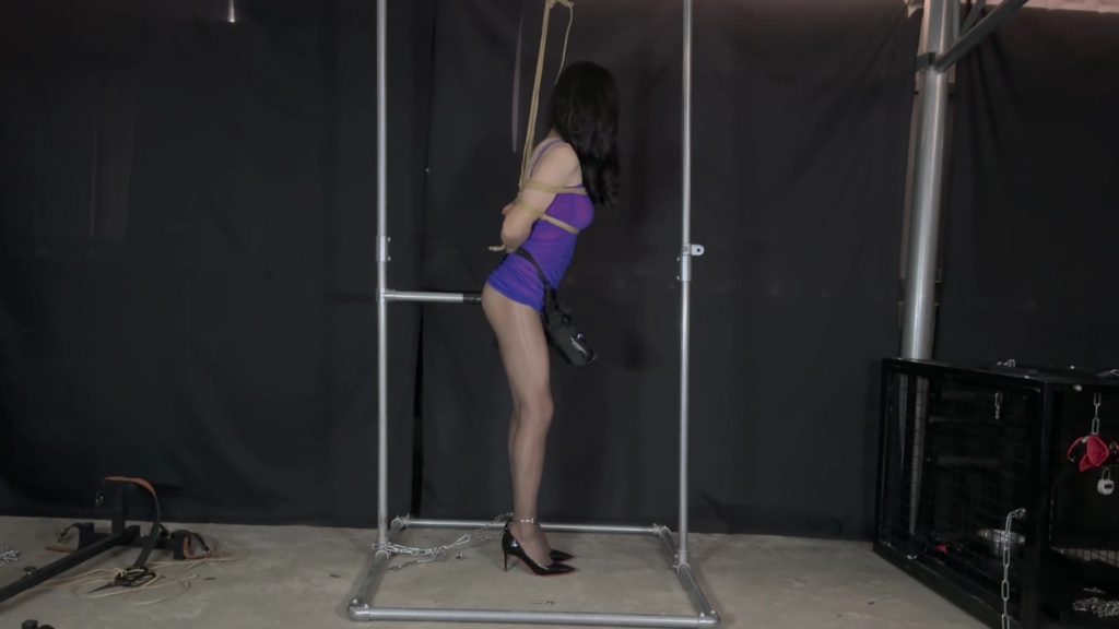 【瓜小菜】榨汁机强制榨汁+前堵后塞，强制深喉跪趴-视频-5元站