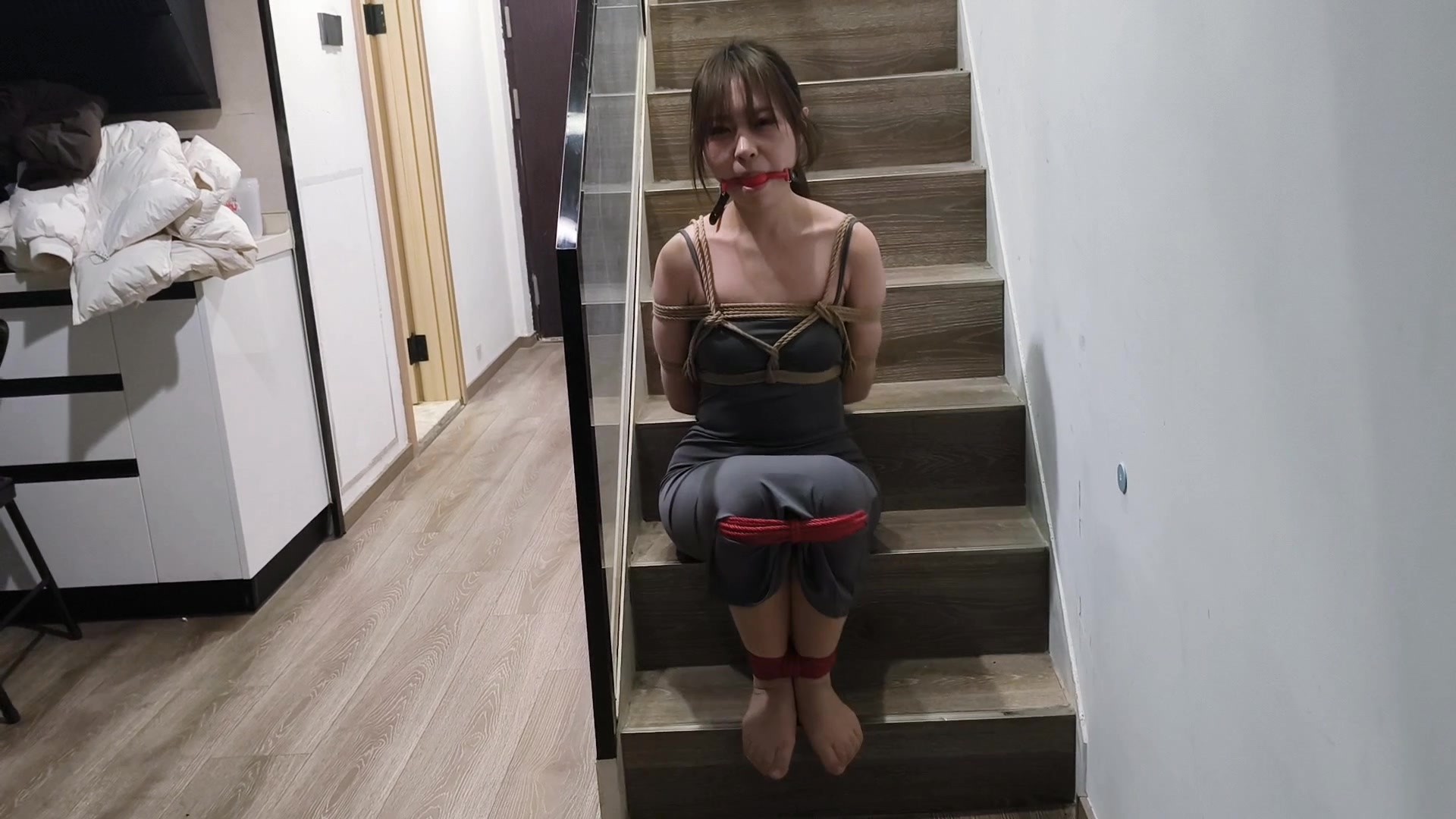 图片[2]-【禾一原创】女继承人被迫进行自缚口球挣扎试炼24h - 视频-5元站-视频-5元站