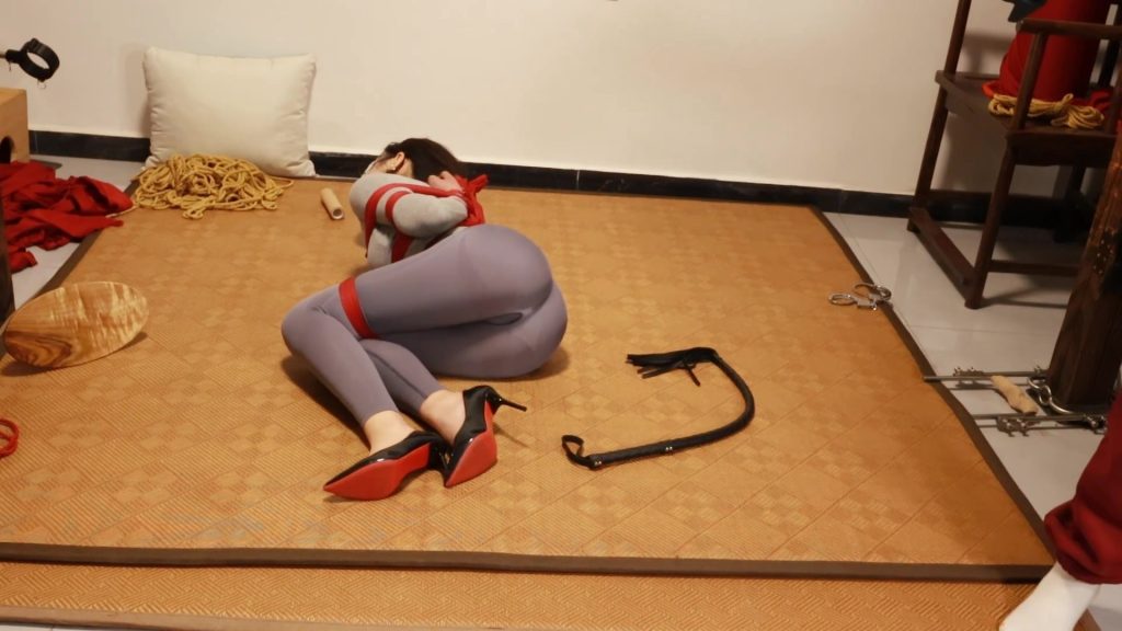 【路由紧缚】唯美后手观音-打屁股-视频-5元站