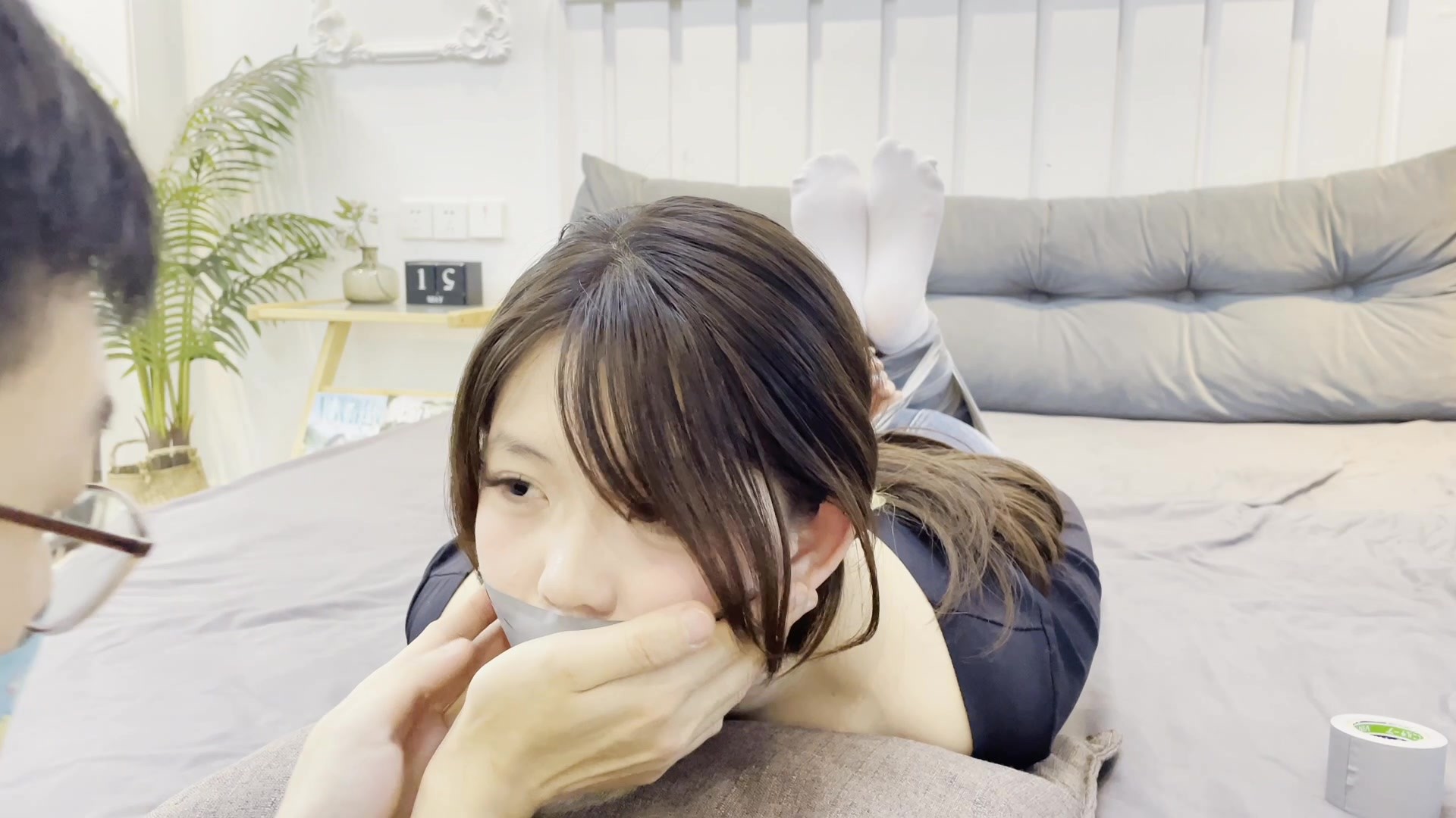 图片[2]-【默示录】【小左】胶带驷马与白袜小jio~ - 视频-5元站-视频-5元站