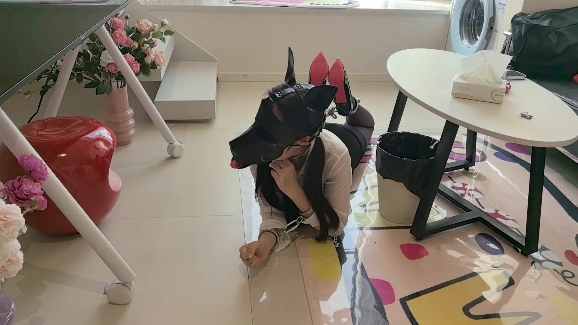 图片[2]-【FXX】◤XQMS◢金属镣铐✙阳具口塞狗头✙SP 驷马连接金属项圈 废双腿靠前肢爬行 黑丝高跟强制分腿 P机✙电击器抽查强高到双腿抽搐 K9✙电击✙前后双入 主动强高 惊险的ZX游戏 极限挣扎 昏迷 - 视频-5元站-视频-5元站