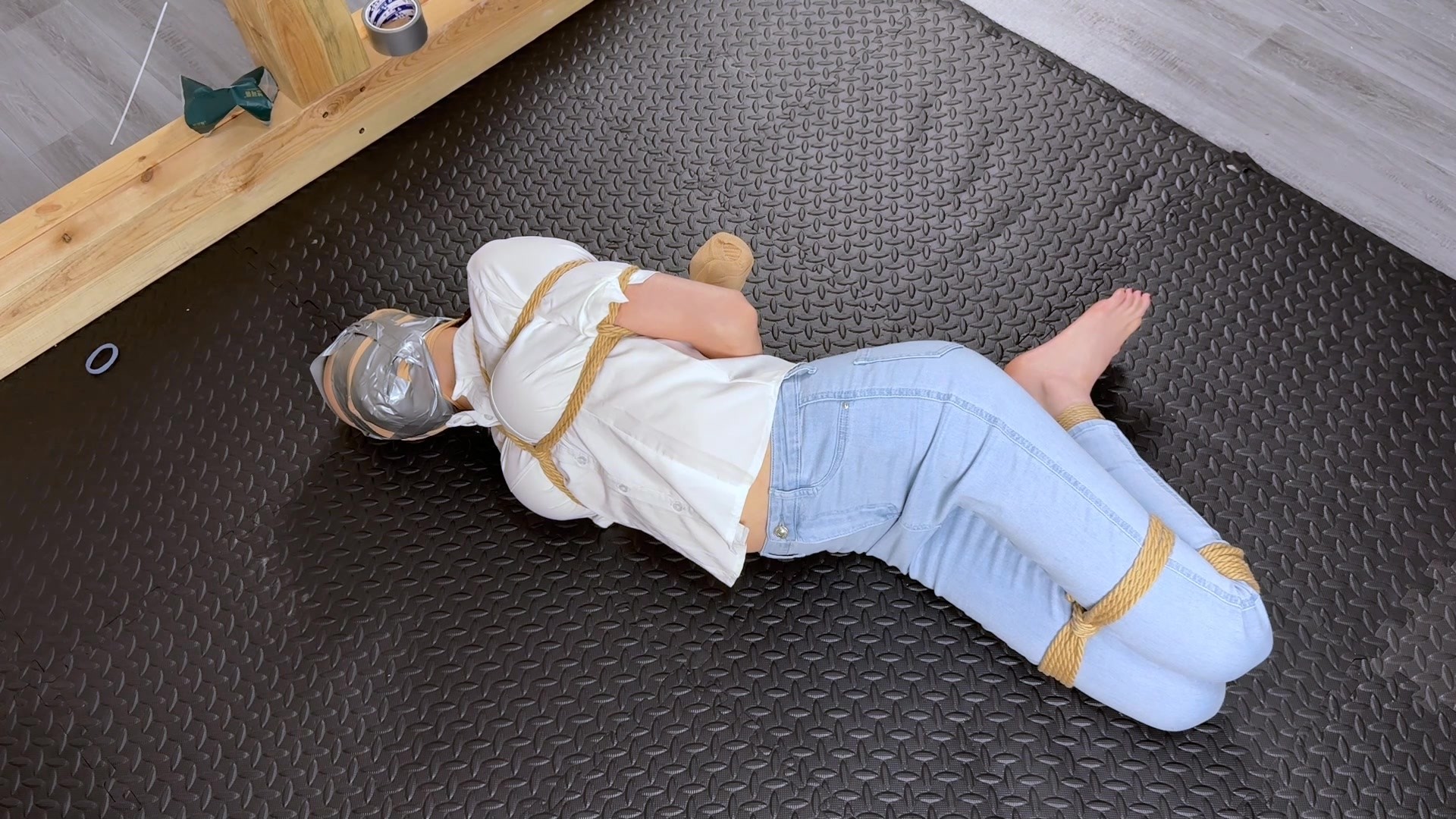 图片[2]-【眼眸出品】《美麗的奮鬥》 Beautiful Struggles 下 - 视频-5元站-视频-5元站