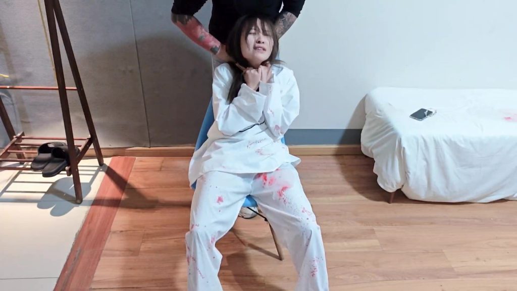 【表弟工作室】狱中折磨-视频-5元站