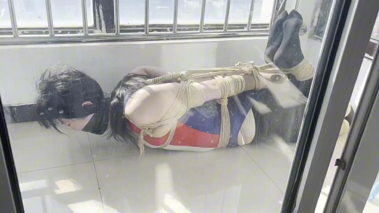 图片[2]-【厚黑丝袜 】绑架监控实录（上） - 视频-5元站-视频-5元站