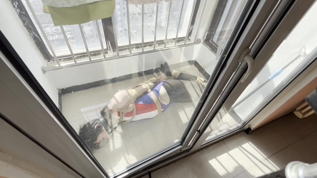 【厚黑丝袜】绑架监控实录（下）-视频-5元站