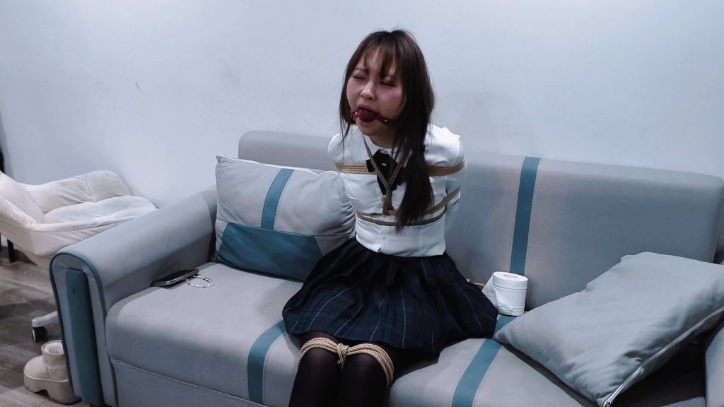 【禾一原创】入室绑架 放置本大号口球 直臂紧缚-视频-5元站