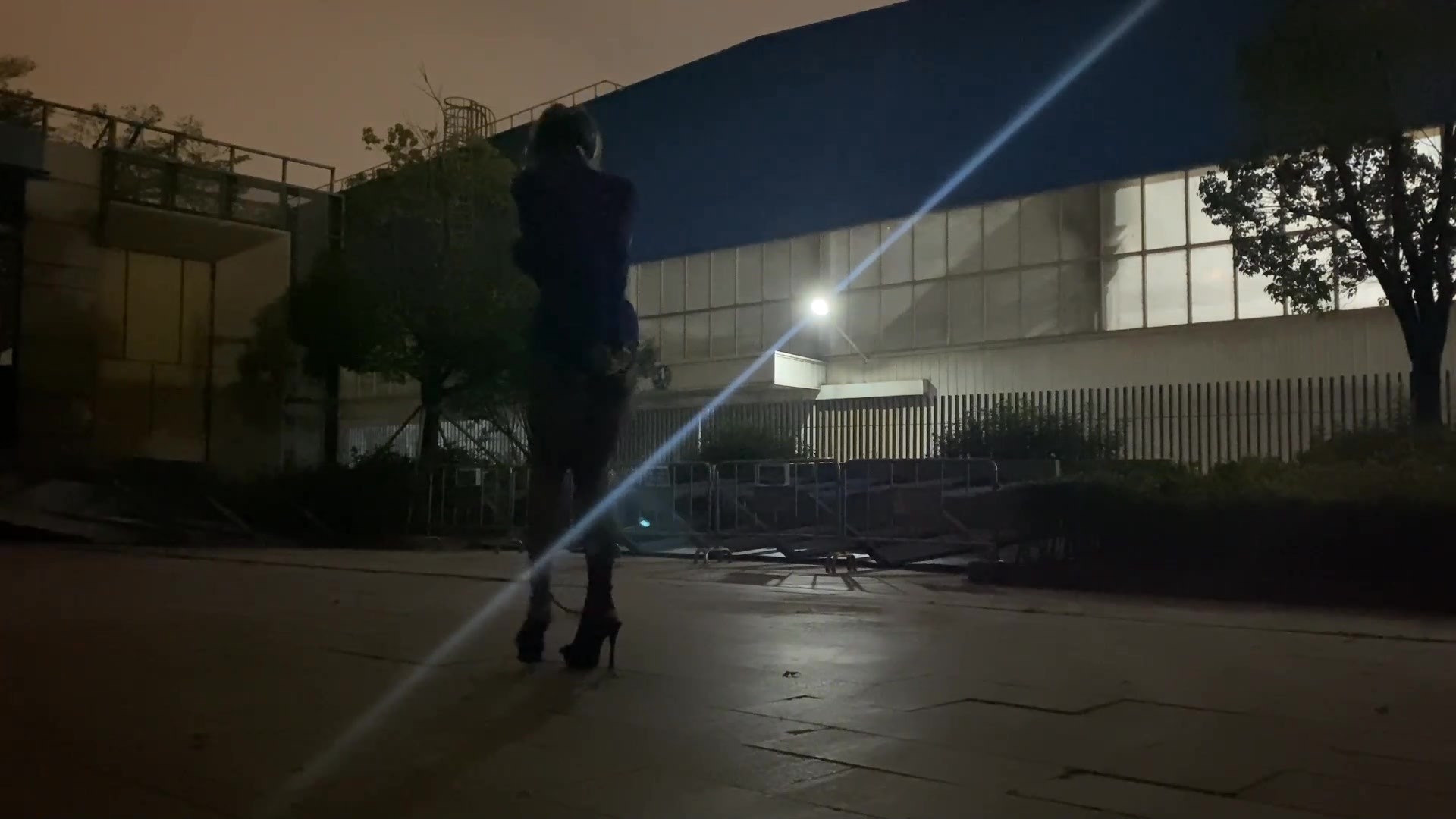 图片[2]-【CD伪娘小诡的自缚】执着的外卖小哥 - 视频-5元站-视频-5元站