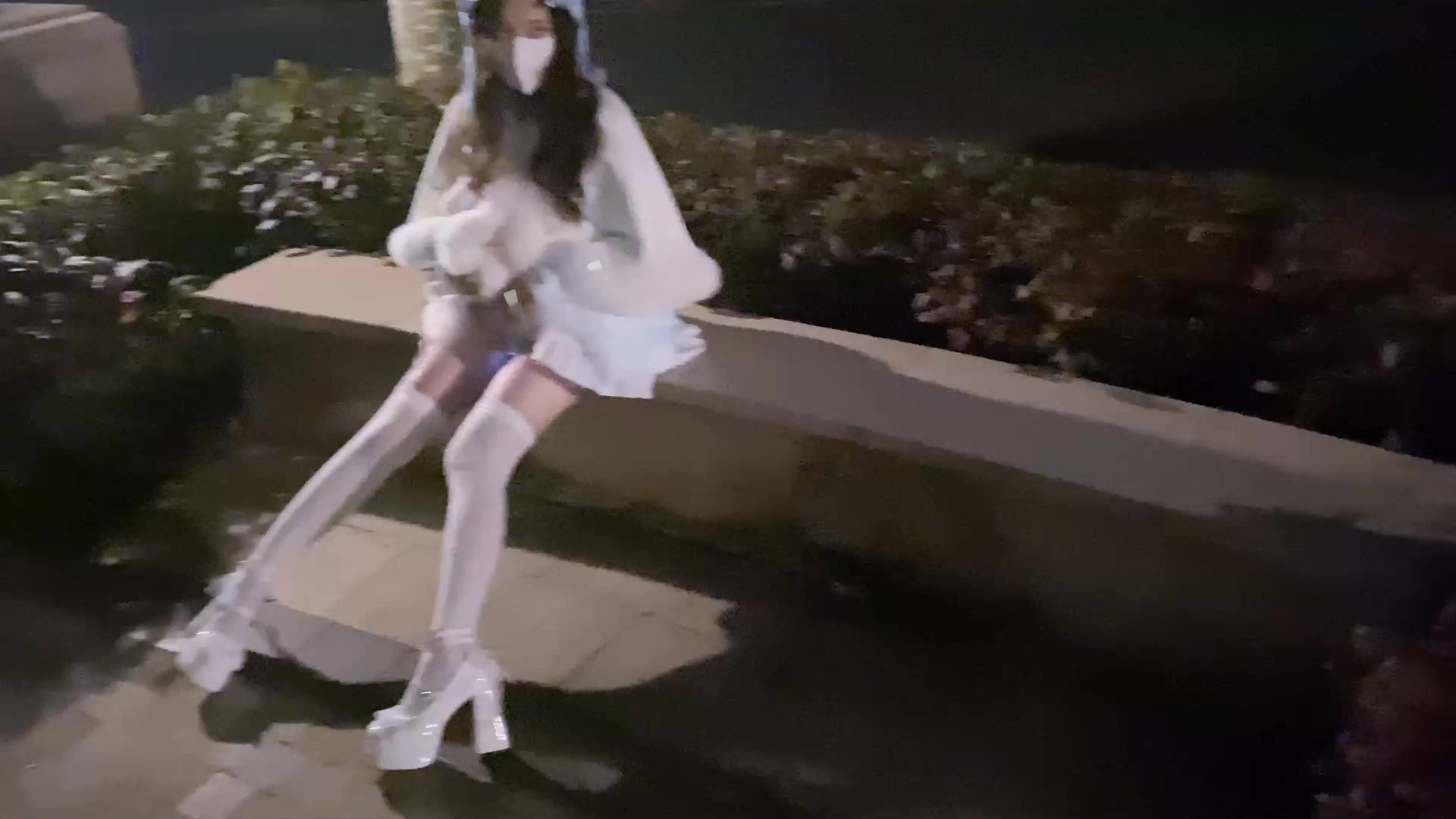 图片[2]-【嗷大喵】《吃鱼的喵》-第二十集-lo娘小蛋糕+内裤塞嘴+胶布封嘴+啵啵贝+乳夹+日式紧缚+寸止+小区公园户外+坐电梯+直臂+胸缚+蟹缚折腿缚强制M开腿+失控模式+放置集中释放 - 视频-5元站-视频-5元站