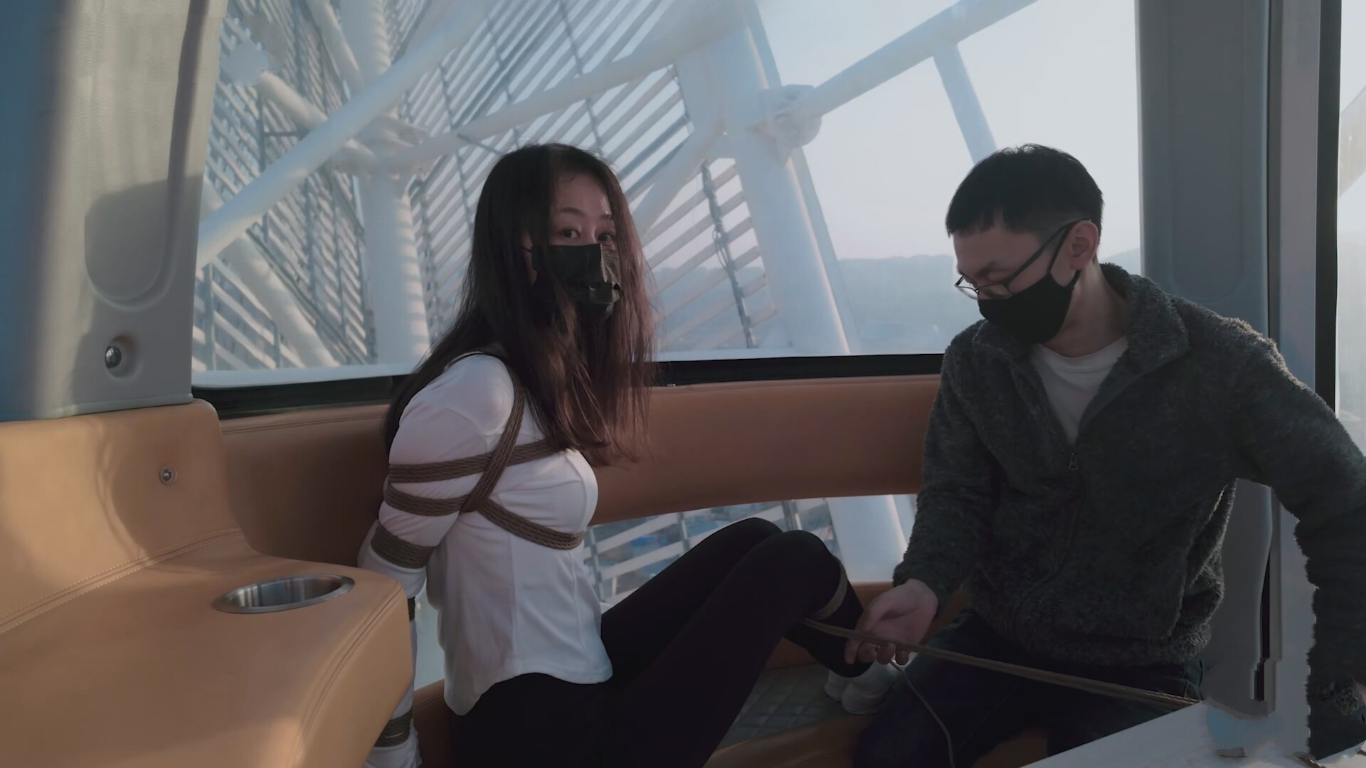 图片[2]-【幼狮】 摩天轮上的小白袜 - 视频-5元站-视频-5元站