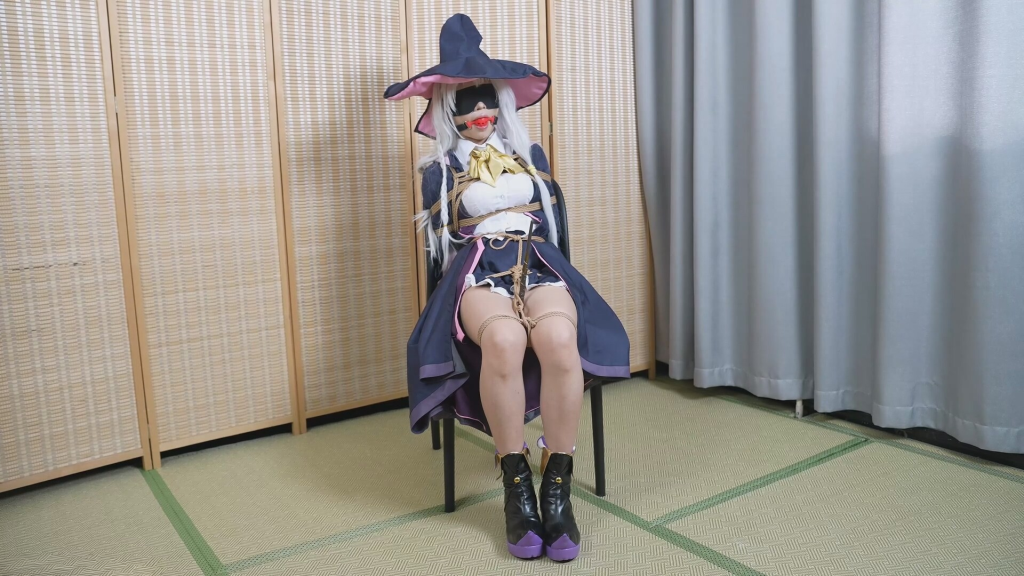 【象人工作室】小0-cos伊蕾娜《魔女之旅》，挣扎束缚，马具驷马！-视频-5元站
