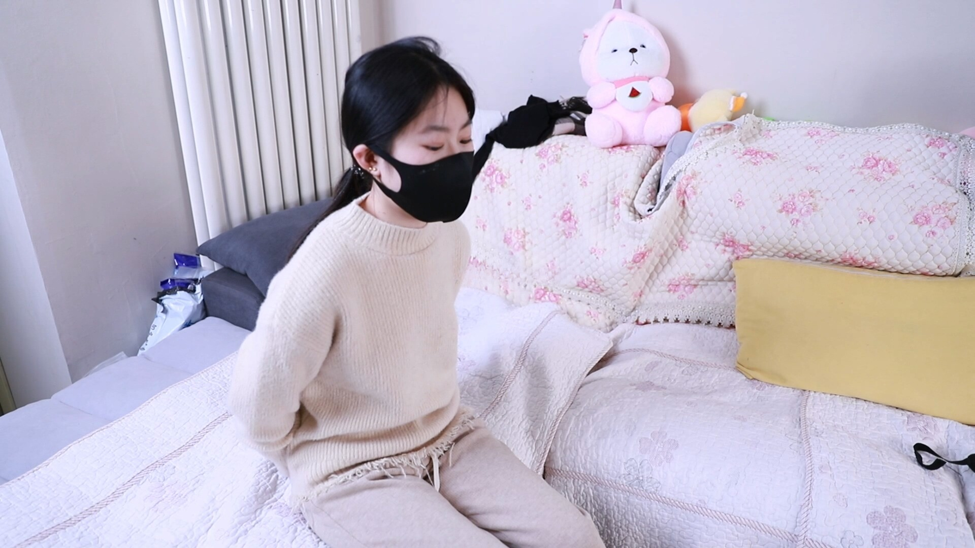 图片[1]-【娜绳工作室】【青柠】鬼迷心窍，走上了一条绝路，为自己荒唐又疯狂的行为，付出了最沉重的代价 - 视频-5元站-视频-5元站