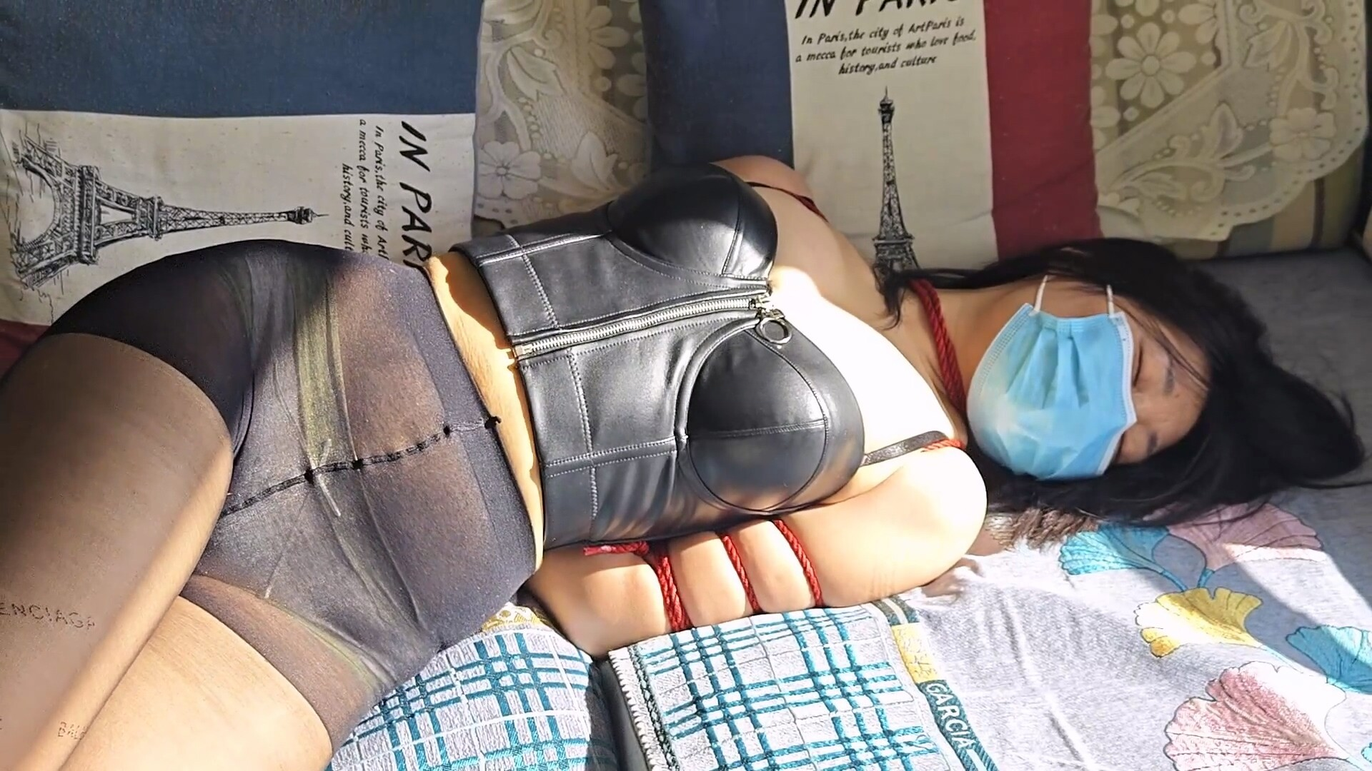 图片[1]-【三绳有幸】小夫妻的日常，黑丝长靴，日式紧缚，sp，驷马，五花紧缚，吊缚，绳绳入肉，DD刺激 - 视频-5元站-视频-5元站