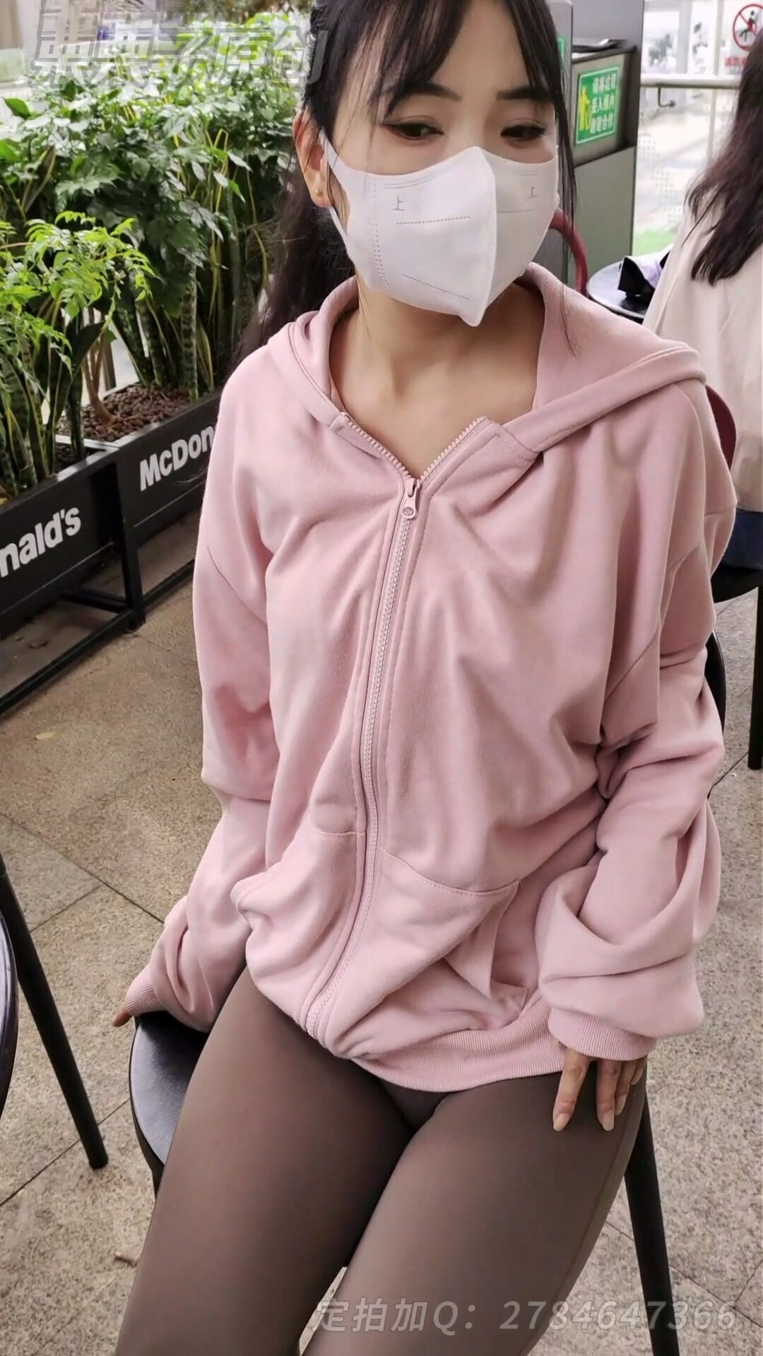 图片[1]-【栗栗子原创】《搔首弄姿的女网红 02》 户外强高、户外调教、商场强高、公园强高、商业街强高、公园失禁、快乐蛋、裤里丝、瑜伽裤、胸缚、反复强高 - 视频-5元站-视频-5元站