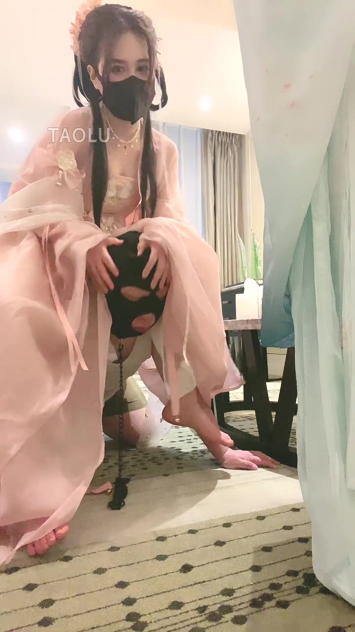 图片[2]-【维因】双S-汉服姑娘穿越现代做S - 视频-5元站-视频-5元站