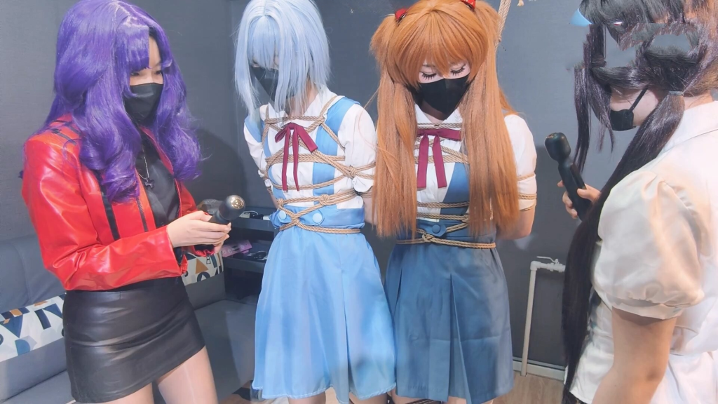 【BadCat】【诚意满满的剧情大作】【工作室全员出镜 妙妙X咲希X依依X雪碧】【EVA系列 明日香的羞耻矫正特训】【咲希COS凌波丽 伪娘雪碧再次出演明日香 紧缚吊绑 震动棒羞耻刺激 驷马挣扎 ... -视频-5元站