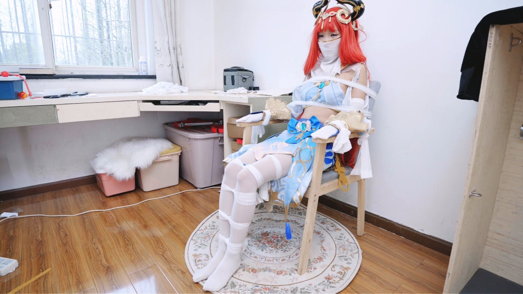 【冷与贝】妮露cos捆绑，丝袜捆绑+丝袜堵嘴蒙眼-视频-5元站