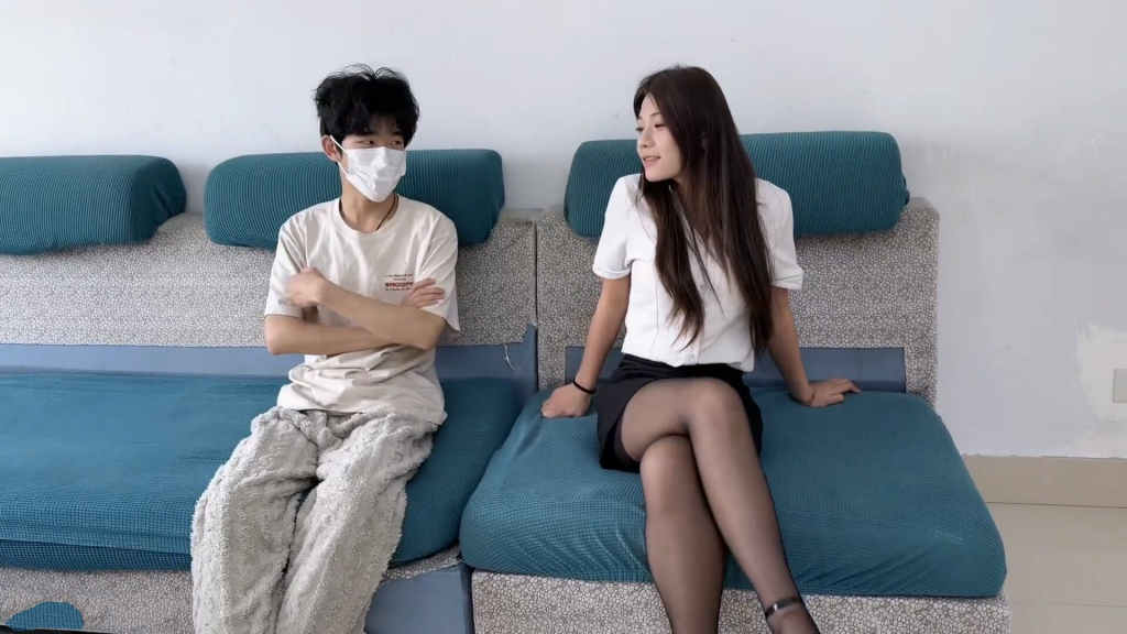 图片[3]-【梦川】斯文白领装扮 捂晕窒息 胶带束缚 吞精-视频-5元站