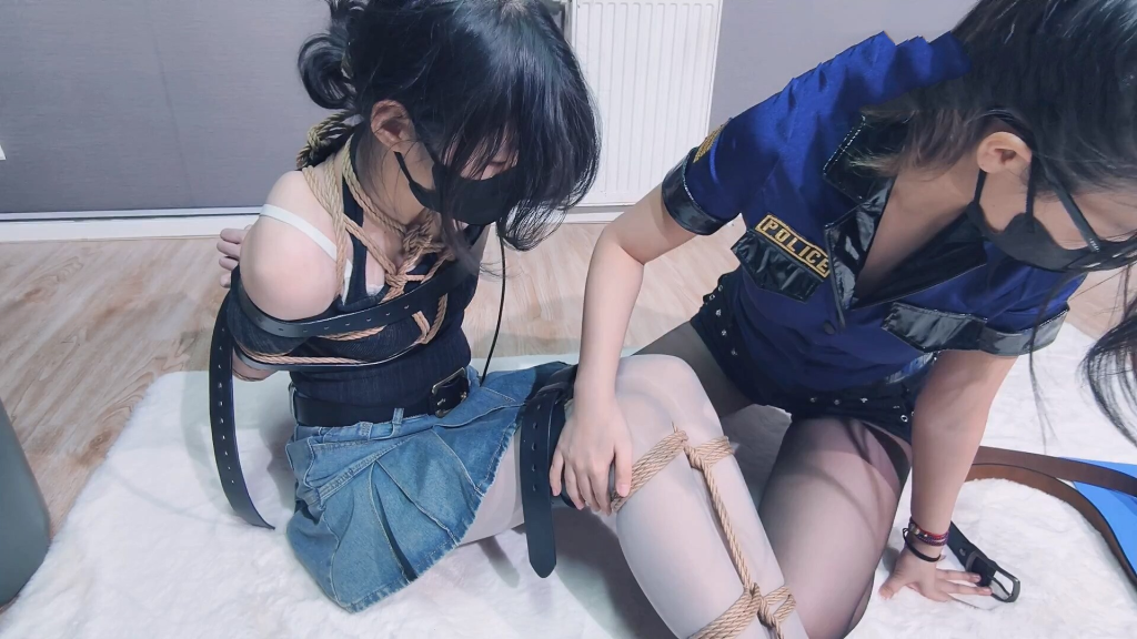 图片[2]-【BadCat】【剧情】【咲希X妙妙】【咲希被绑架后报案 被迫主动求绑还原当时捆法 一再要求被捆得更紧 最终被合谋S害】-视频-5元站
