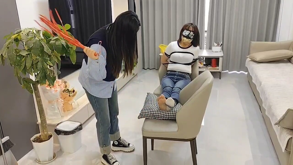 【肆零叁】送货上门的女人-视频-5元站