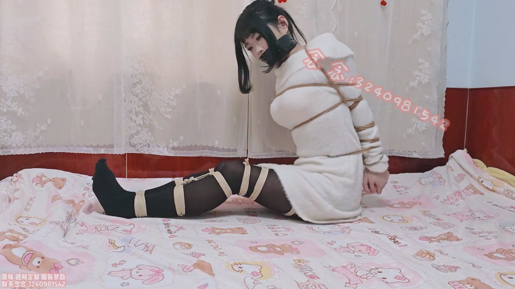 【司念念】30分钟的极限捆绑 超紧直臂和并腿 胶带封嘴包手 透明胶带加固捆绑驷马-视频-5元站