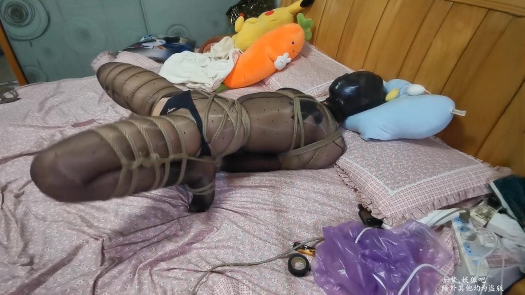 【我的媳妇】连身黑丝、电流开到最大爆虐黑森林、直接入体+塑料袋挣扎-视频-5元站