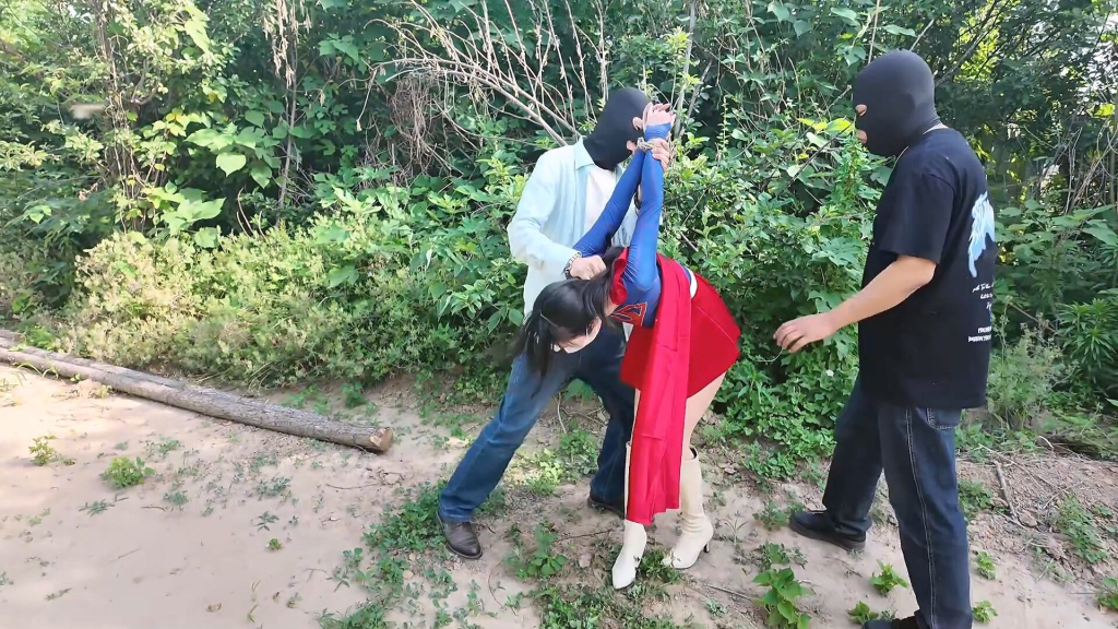 【一绳所爱】女超人受难-视频-5元站