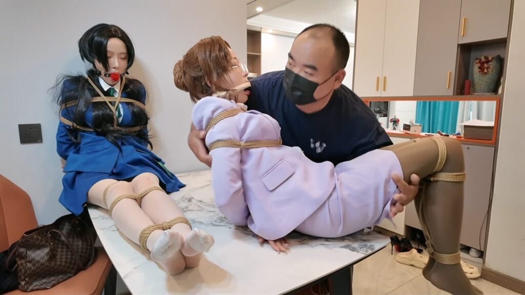 【李大侠原创】佳佳雅倩主演-妃英理毛利兰母女遇袭之全部带走-视频-5元站