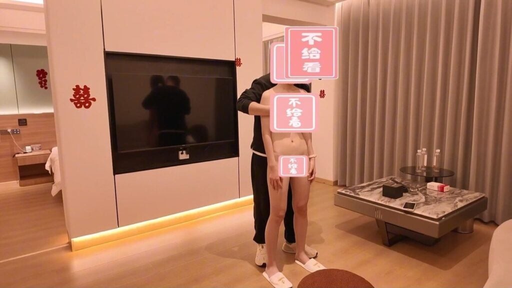 【雨辰工作室】你的女友我的奴 上 05后小情侣 NTR男友送货上门 极致羞辱 K9调教 捆绑强高 藤条振动棒加持-视频-5元站