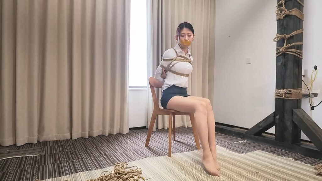【象人工作室】【试镜】【胖竹子】【花花】她真的好漂亮！三组姿势实测！-视频-5元站