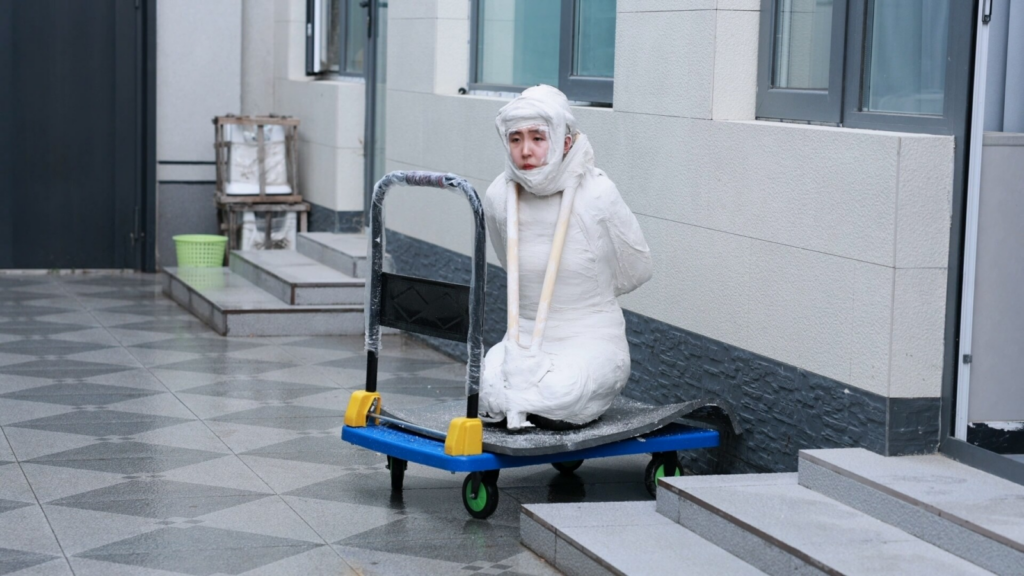 【路由紧缚】石膏禁锢 把模特固定成什么样的姿势才稳妥长时间放置-视频-5元站