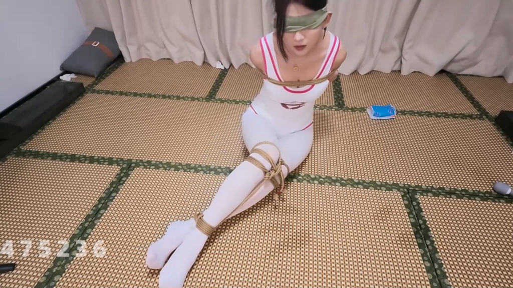 【象人工作室】【花花】白丝体操服！跳蛋震动棒捆绑调戏玩弄！中 -视频-5元站
