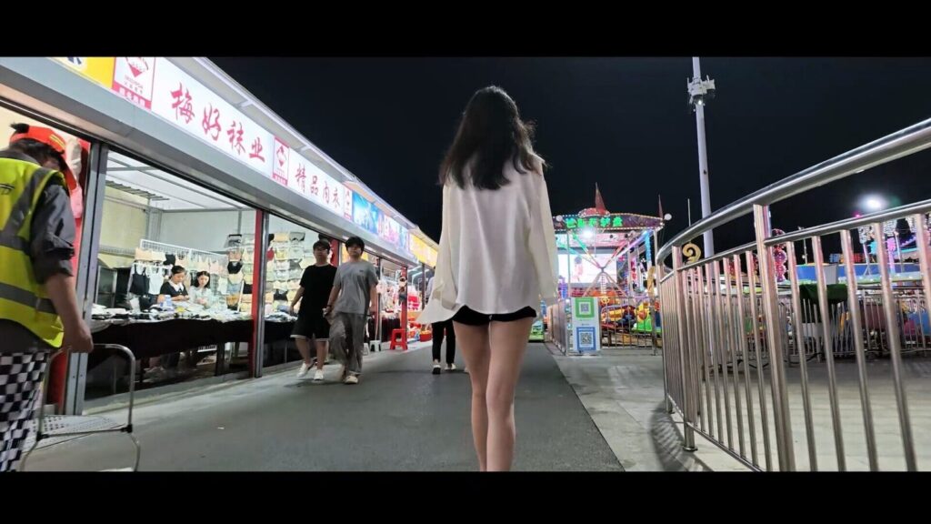 【半岛束艺台】【幼狮】抽风式临时测试影石luna云台相机-视频-5元站