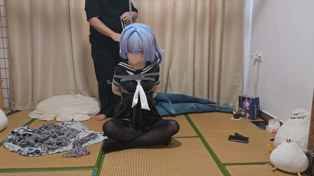 【无夜】kigurumi kig莫宁空中吊缚荡秋千 挣扎起身 呼吸控制 无助的挣扎 半吊强制踮脚折磨-视频-5元站