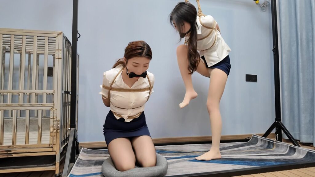 【李大侠原创】小夏佳佳双人紧缚口塞训练-视频-5元站