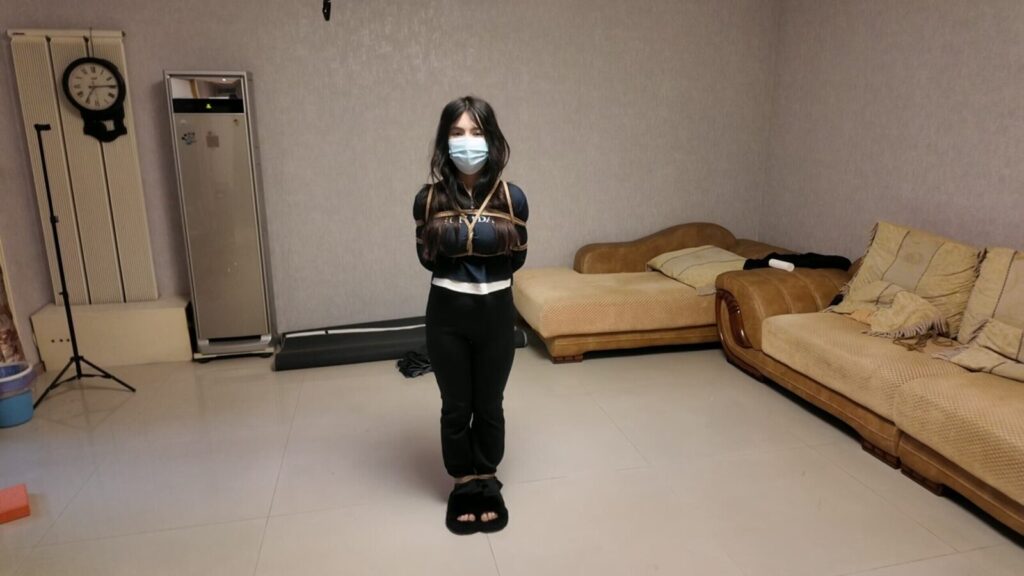 【龙飞绳艺】捆绑调教训练 体能测试【白金衣】-视频-5元站